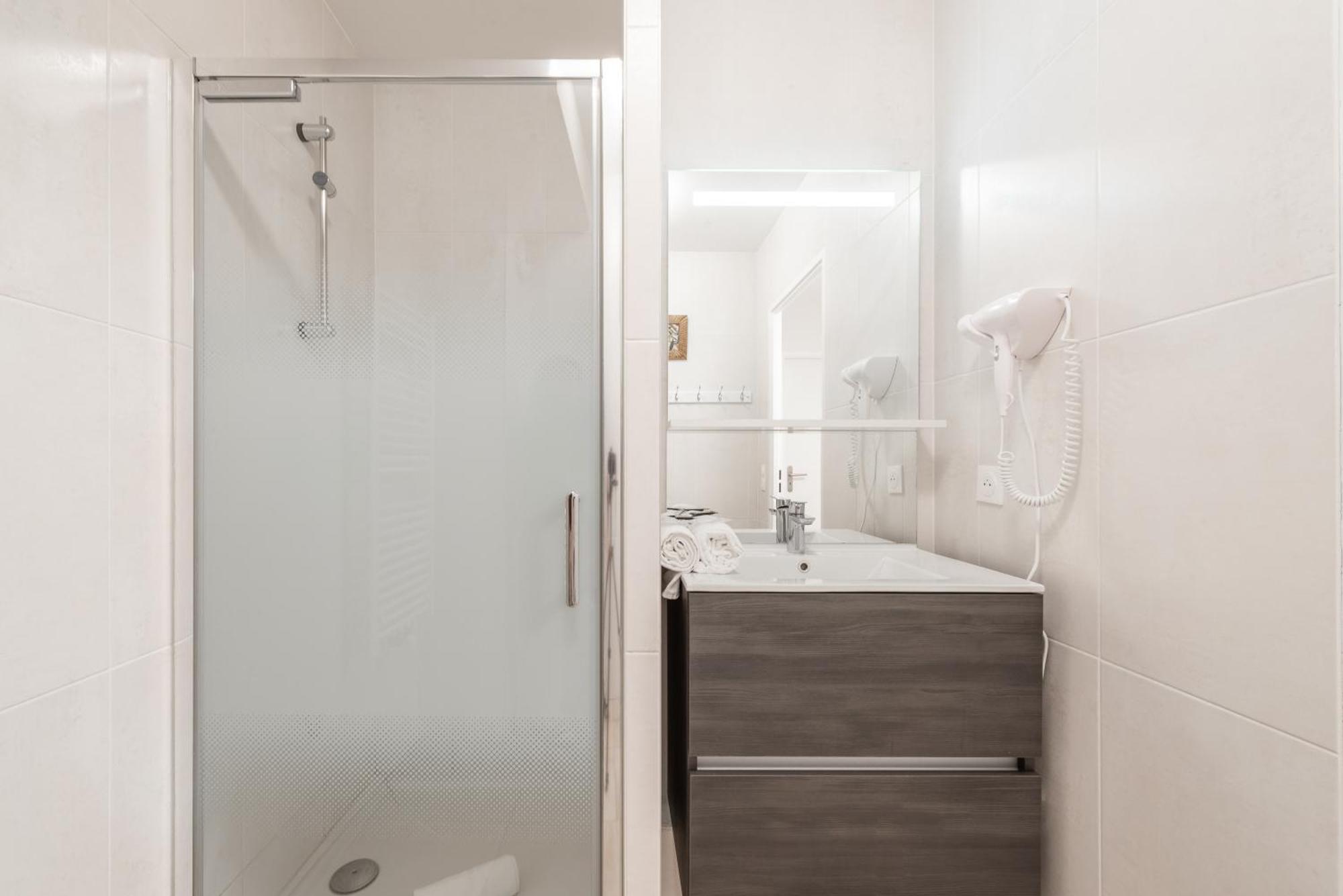 L'Eden - T2 Neuf Avec Loggia Et Parking Prive - Proche Rer A & Disneyland Шеси Экстерьер фото